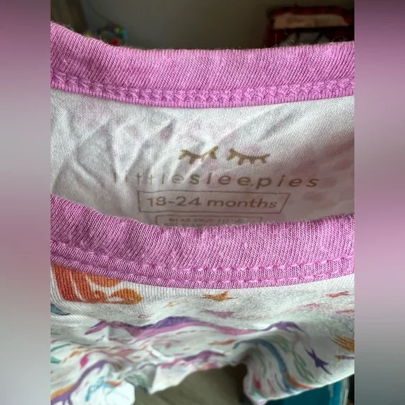 Little Sleepies Unicorn Magic Short Sleeve & Short Pajama Set Size 18-24M GUC - Picture 2 of 8